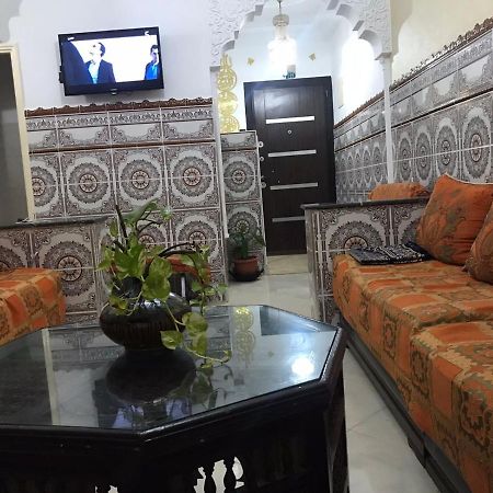 Appartement Familial Pres D Aeroport Tanger Kültér fotó